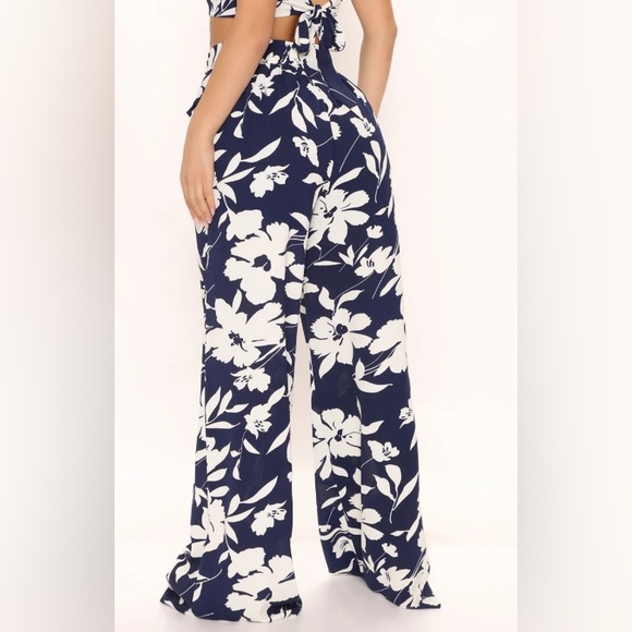 Fashion Nova- Let's Make A Bet Floral (Pant only) - Picture 2 of 2